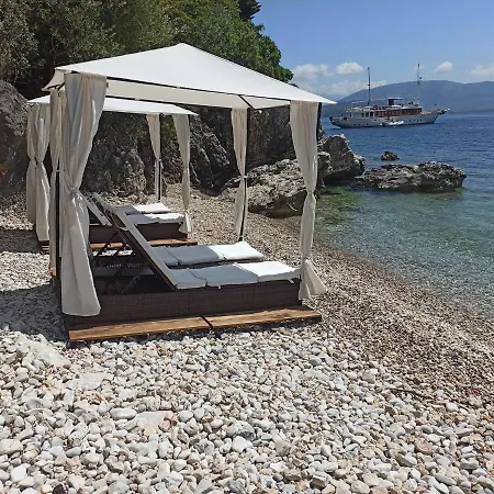 Nikolas House Lower Bay Agni